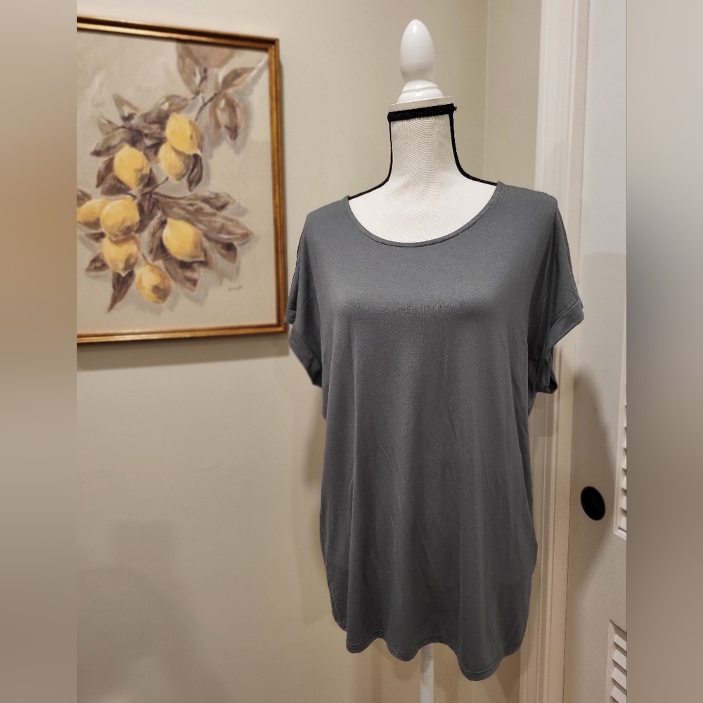 Green Envelope Green Women's Top